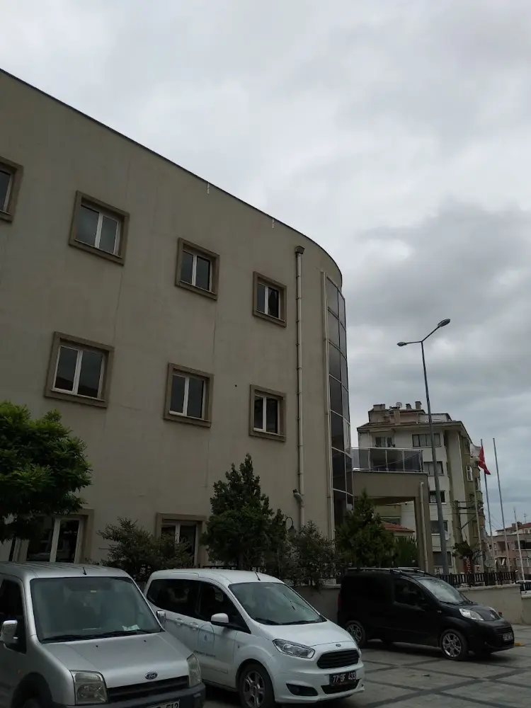 Çınarcık Devlet Hastanesi — Fizyoterapistler, Çınarcık · fotoğraf 4