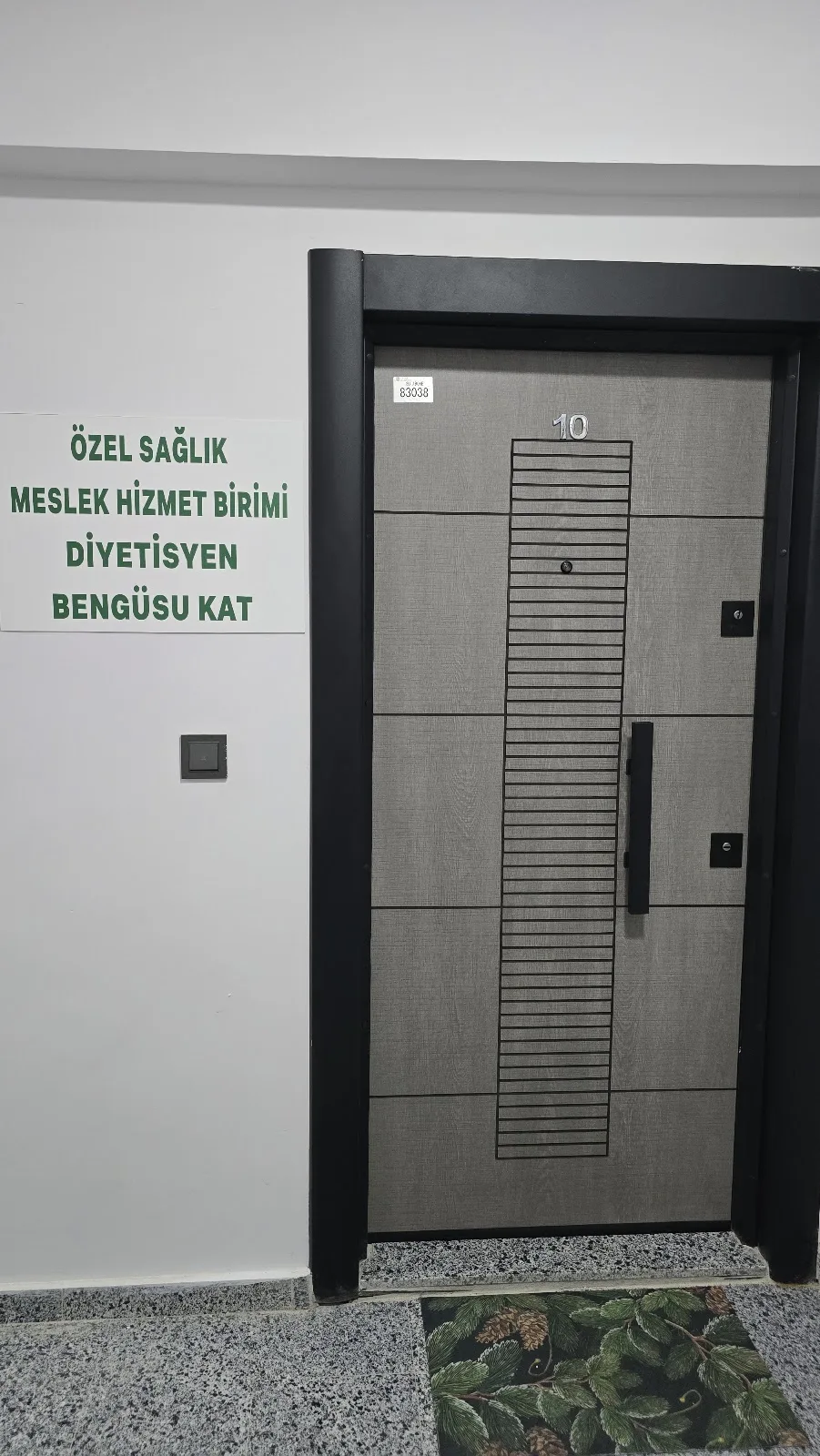 Uzman Diyetisyen Bengüsu Kat — Diyetisyenler, Merkez · fotoğraf 1