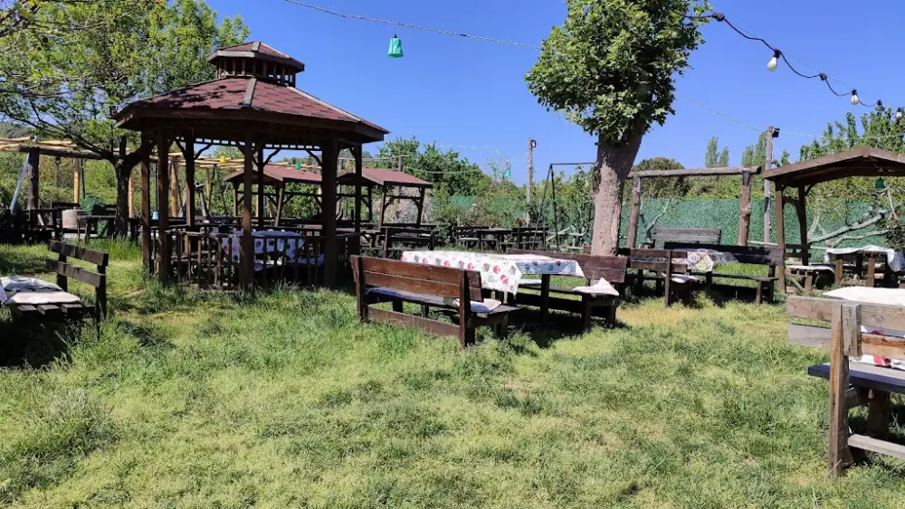 Öznur Hanım Çiftliği — Diyetisyenler, Çınarcık · fotoğraf 3