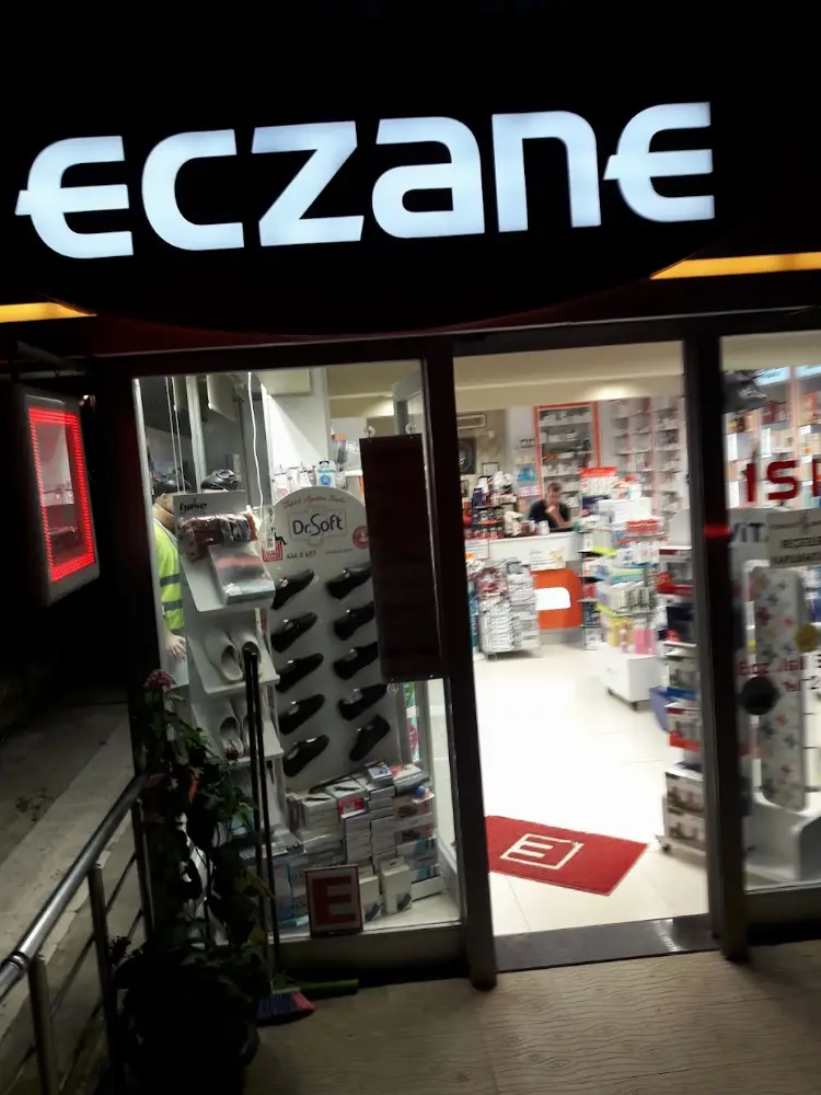 Liman Eczanesi — Eczaneler, Çınarcık · fotoğraf 3