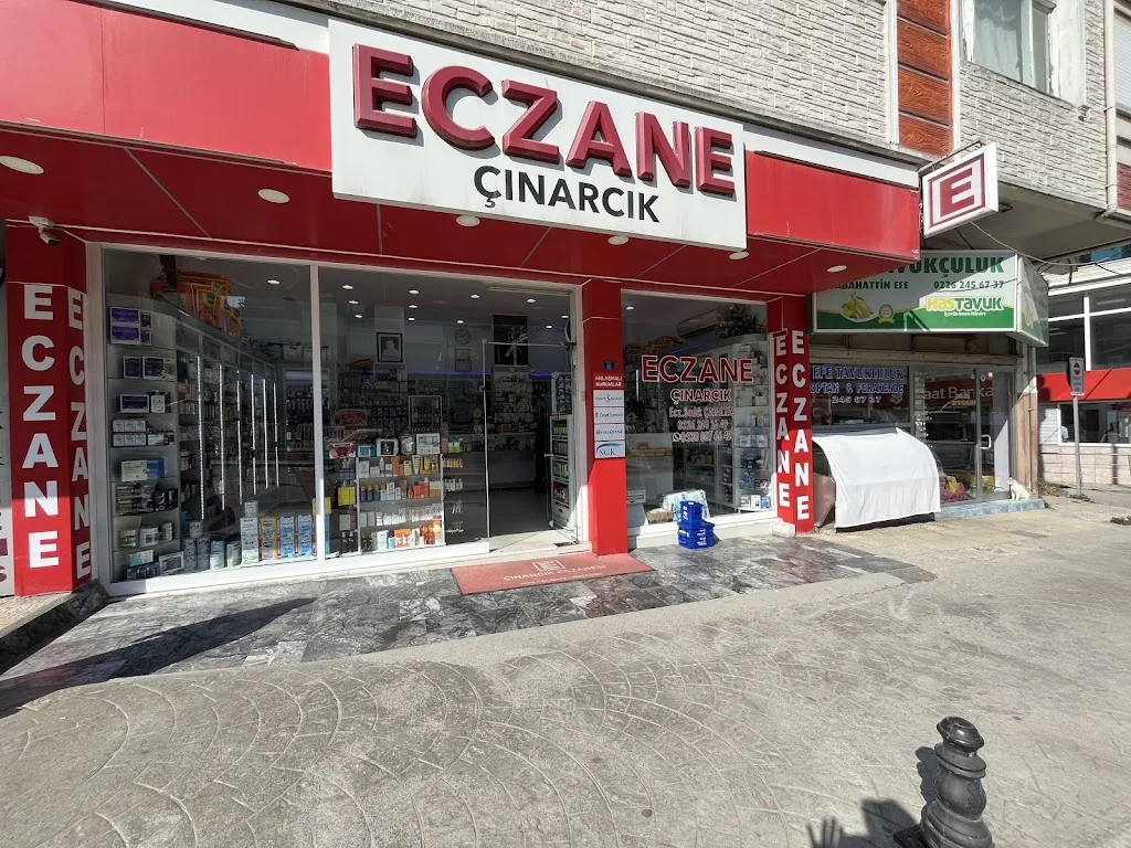 Çınarcık Eczanesi — Eczaneler, Çınarcık · fotoğraf 1