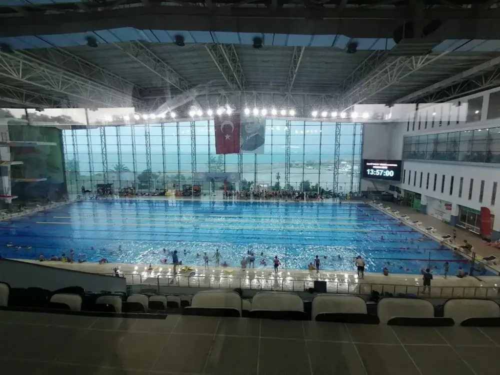Trabzon yüzme ihtisas spor kulubü — Yüzme Havuzları, Ortahisar · fotoğraf 2