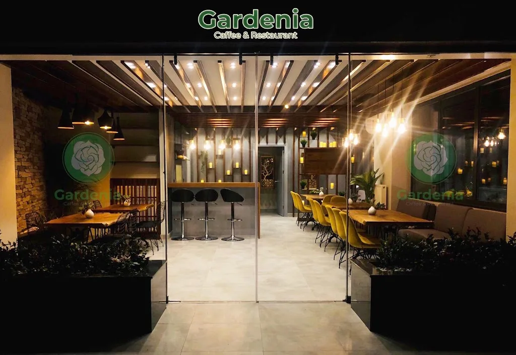 Gardenia Caffee & Restaurant — Bilardo Salonları, Çınarcık · fotoğraf 1