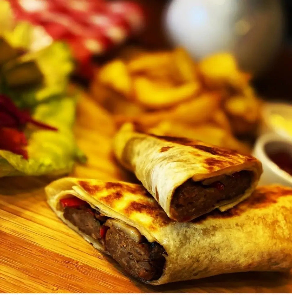Gardenia Caffee & Restaurant — Bilardo Salonları, Çınarcık · fotoğraf 3