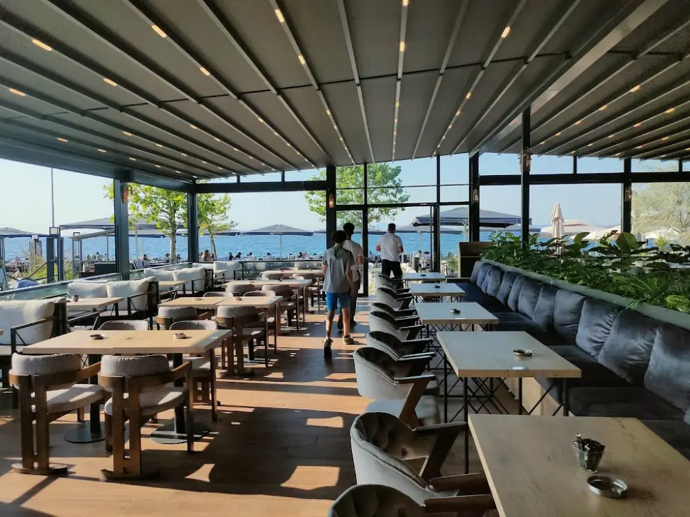 My World Lounge — Bilardo Salonları, Merkez · fotoğraf 3