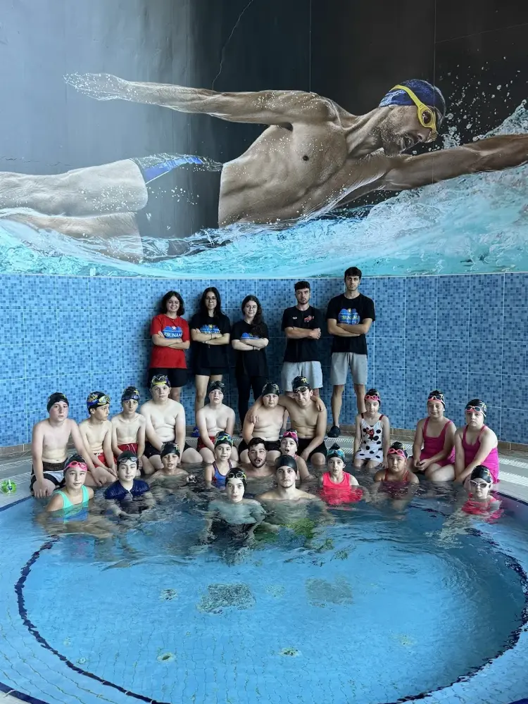 Trabzon Tsunami Yüzme Spor Kulübü — Yüzme Havuzları, Ortahisar · fotoğraf 5