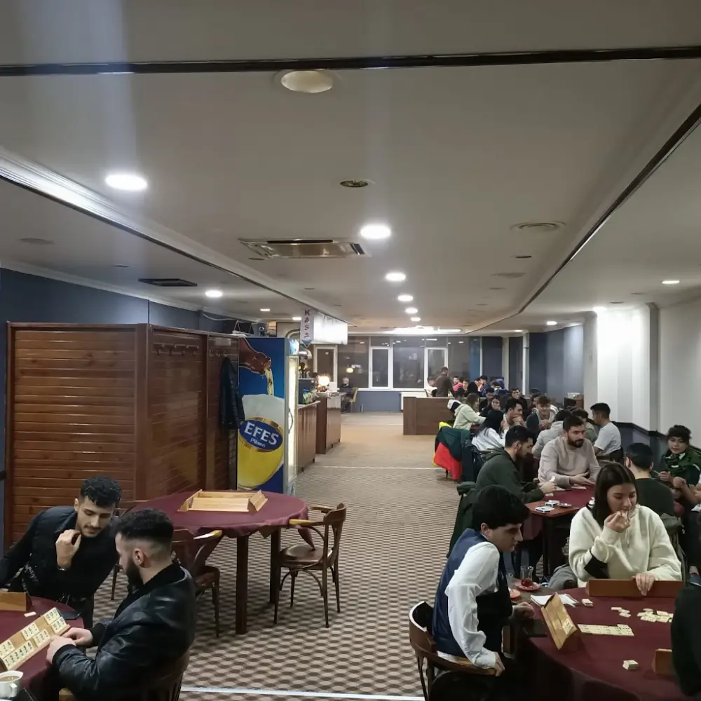 Divan Bilardo&cafe Salonu — Bilardo Salonları, Merkez · fotoğraf 3