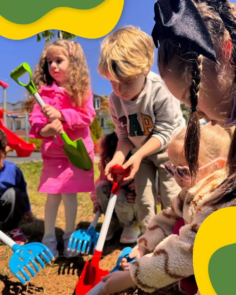 Özel Childish Yabancı Dil Kursu — Dil Kursları, Merkez · fotoğraf 3