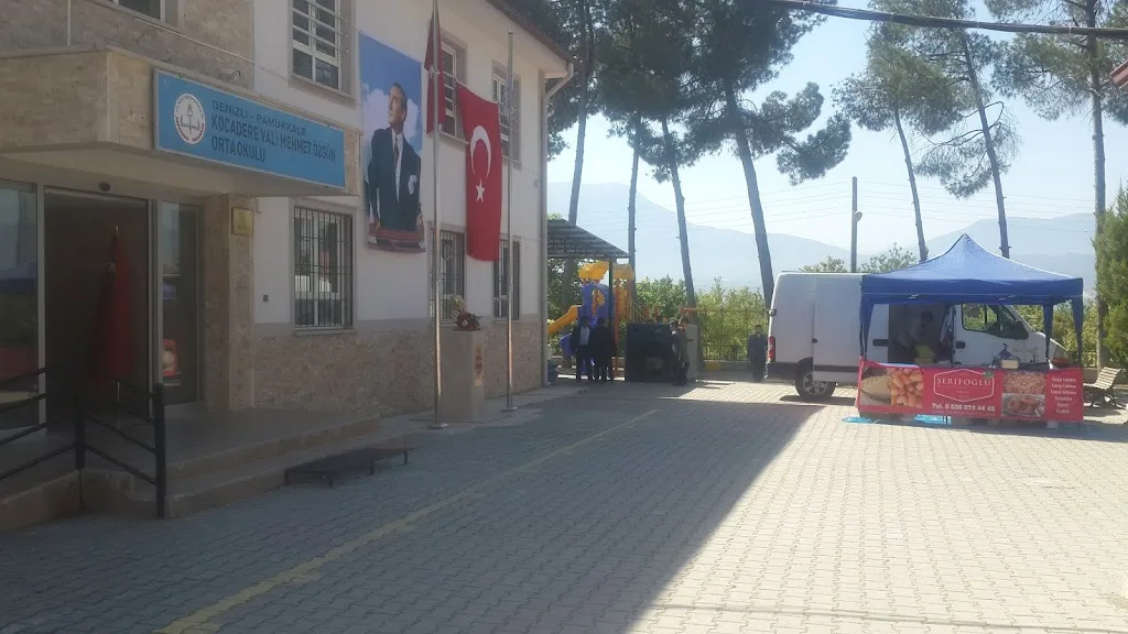 Kocadere İlköğretim Okulu — İlköğretim, Orta öğretim ve Liseler, Çınarcık · fotoğraf 1