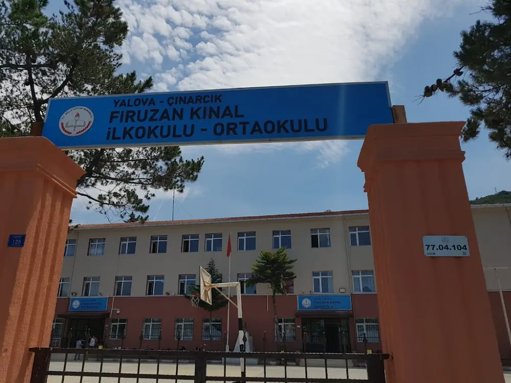 Firuzan Kınal İO — İlköğretim, Orta öğretim ve Liseler, Çınarcık · fotoğraf 2