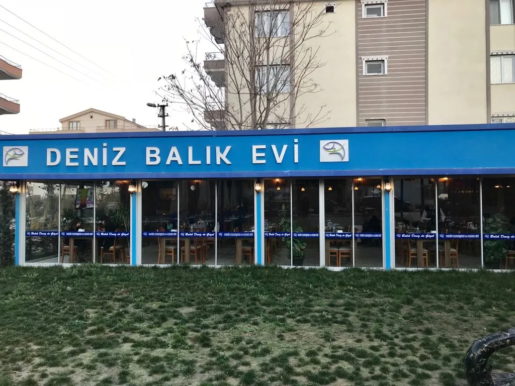 Deniz Balıkçılık ve Balık Evi (Merkez) — Balık Lokantaları, Merkez · fotoğraf 1