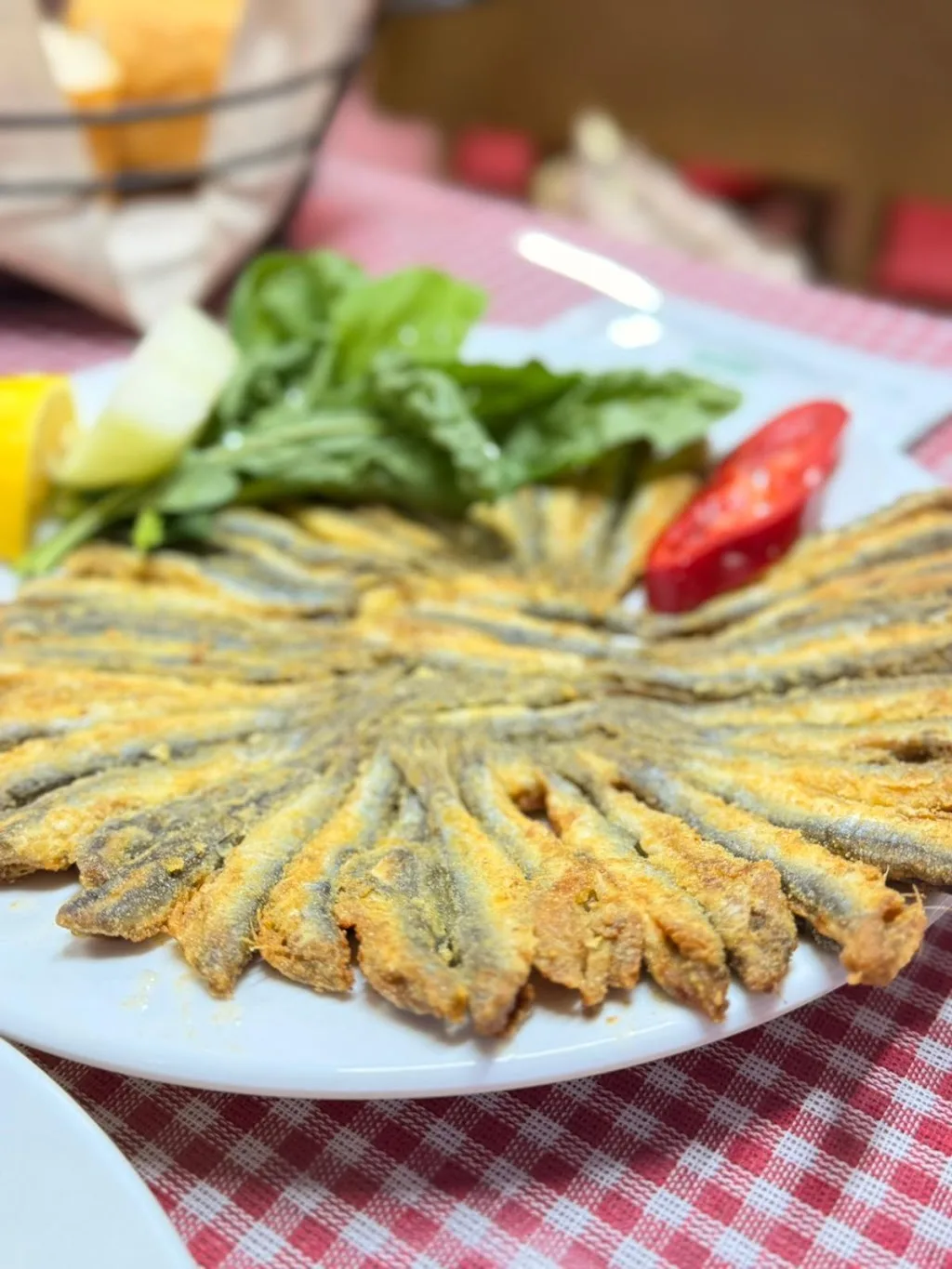 Jumbo balık — Balık Lokantaları, Merkez · fotoğraf 1