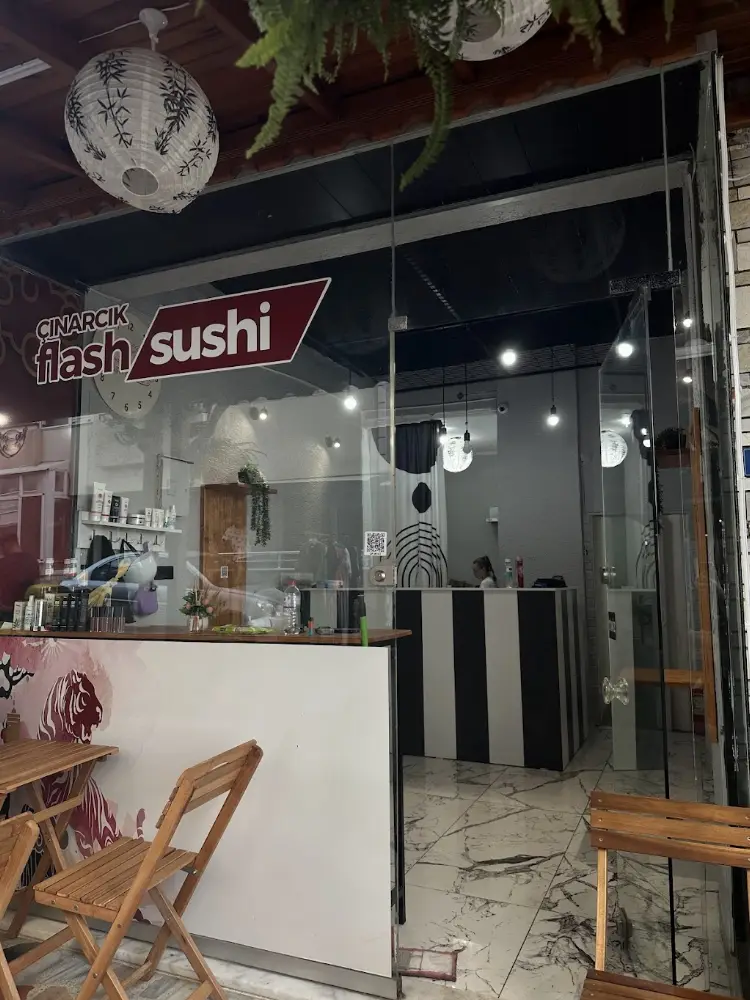 Çınarcık Flash Sushi & Noodle — Balık Lokantaları, Çınarcık · fotoğraf 3