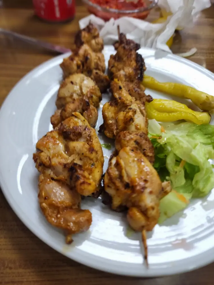 İrem Köfte Salonu — Balık Lokantaları, Merkez · fotoğraf 2