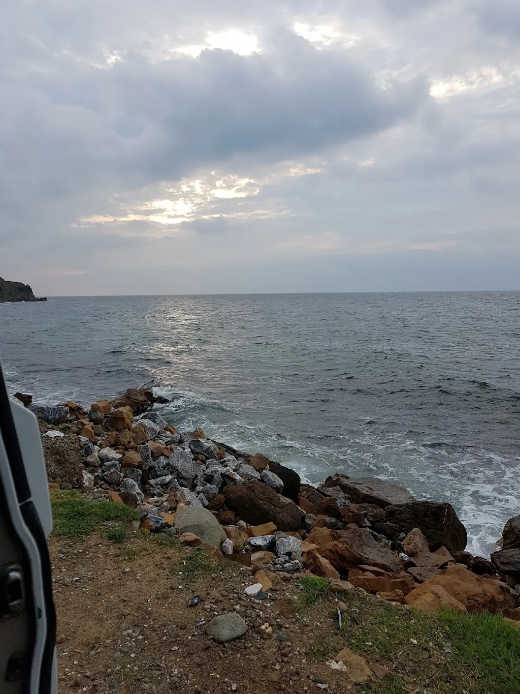 Balıkçı Barınağı — Balık Lokantaları, Çınarcık · fotoğraf 1