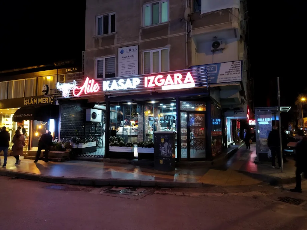 Yeni Aile Kasabı — Kasaplar, Merkez · fotoğraf 1