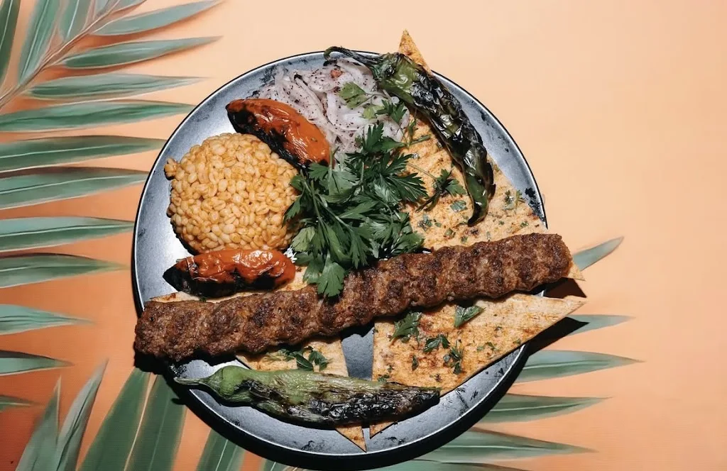 Öz Kebap Çınarcık — Kasaplar, Çınarcık · fotoğraf 1