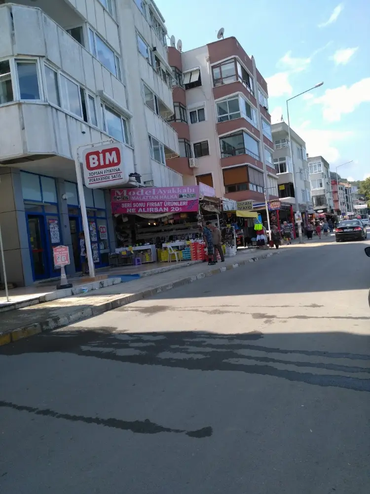 Bim — Marketler, Çınarcık · fotoğraf 4