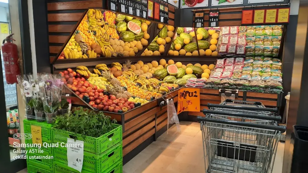 Hakmar — Marketler, Çınarcık · fotoğraf 3
