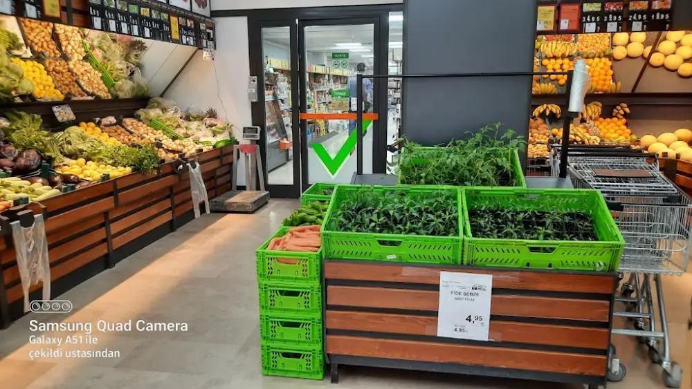 Hakmar — Marketler, Çınarcık · fotoğraf 4