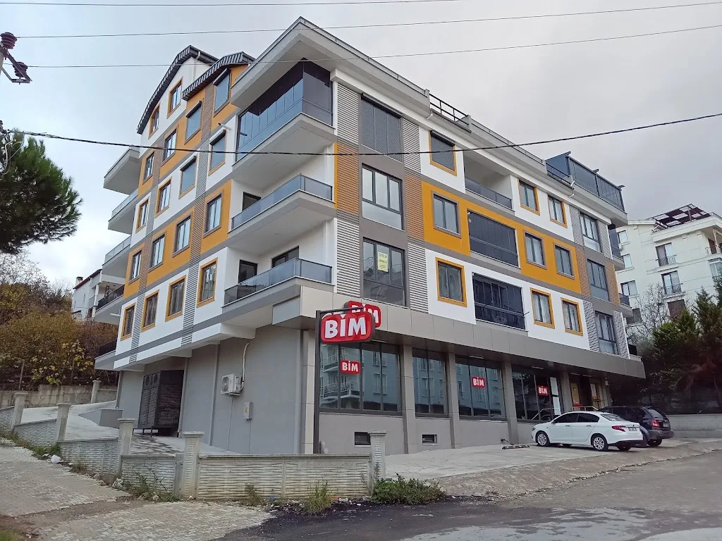 Bim — Marketler, Çınarcık · fotoğraf 1