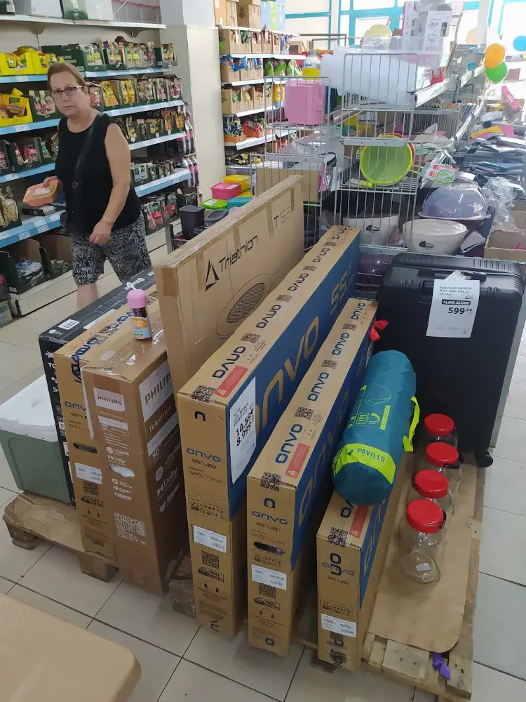 A101 — Marketler, Çınarcık · fotoğraf 2