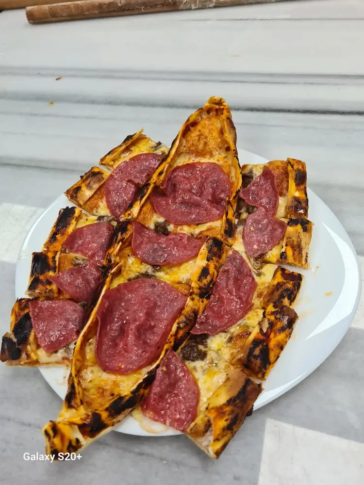 Bahar pide ve lahmacun salonu — Kebapçılar, Çınarcık · fotoğraf 2