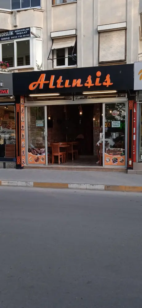 Altın Şiş Kebap Salonu — Kebapçılar, Çınarcık · fotoğraf 2
