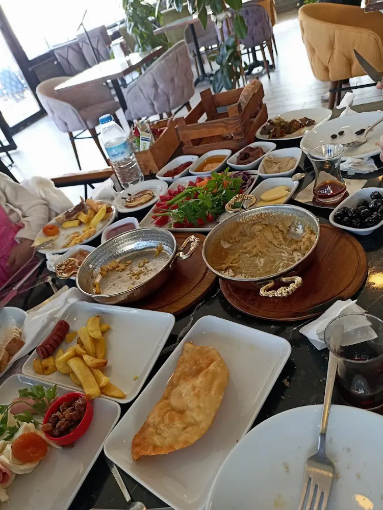 FIRAT G LUX COFFEE — Kafeler, Çınarcık · fotoğraf 2