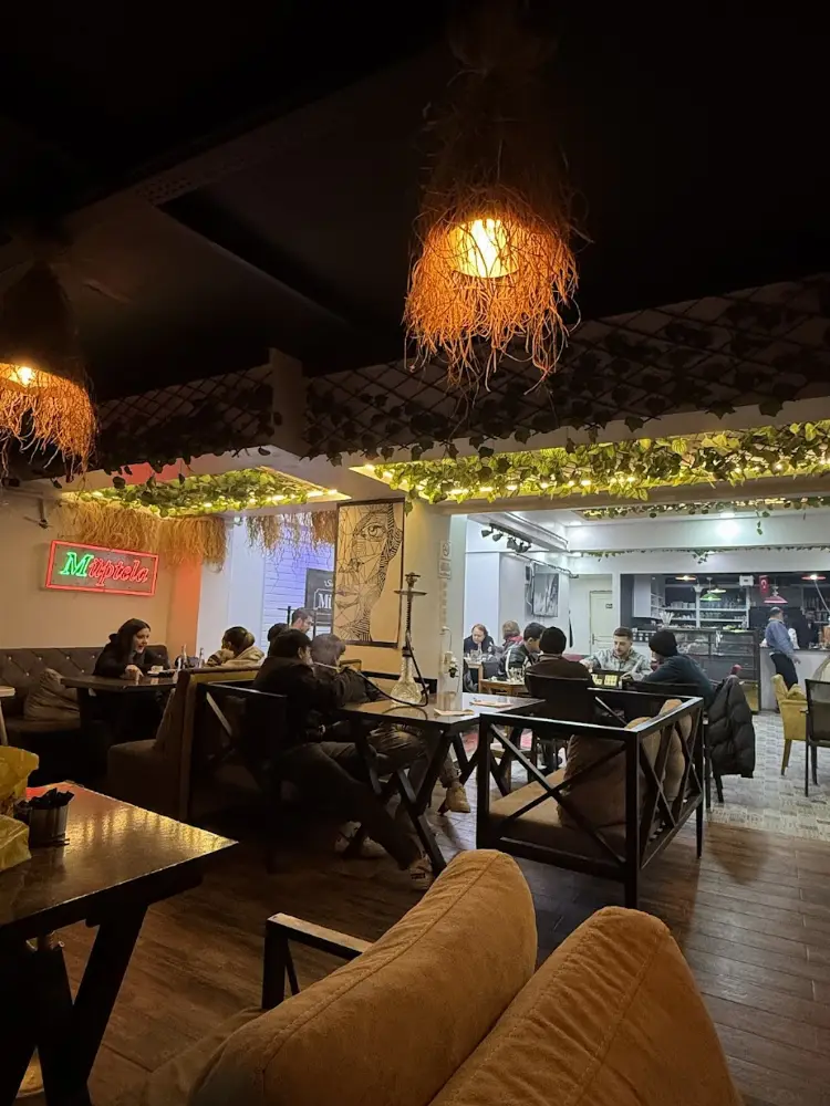 Müptela Cafe & Restaurant — Kafeler, Çınarcık · fotoğraf 4