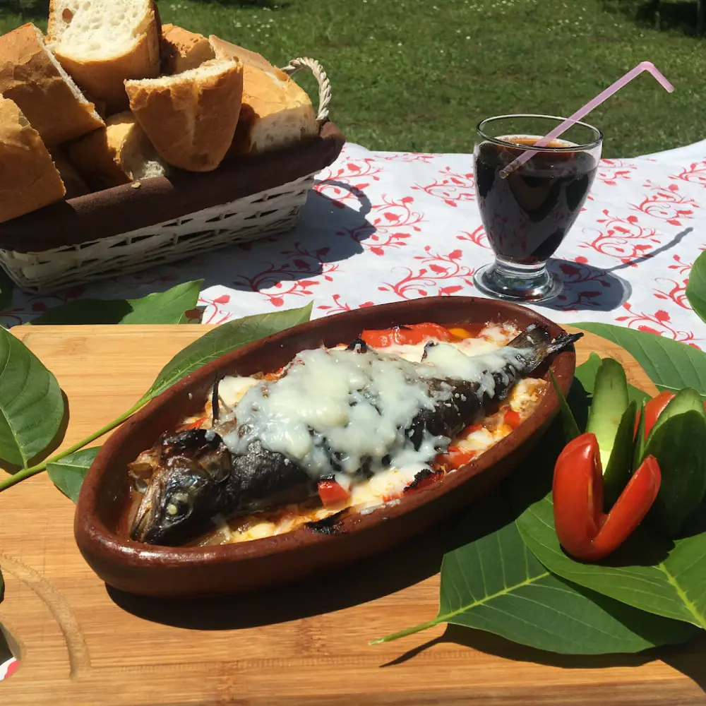 Cevizlibag Restoran Kamp Ve Piknik — Kafeler, Çınarcık · fotoğraf 2