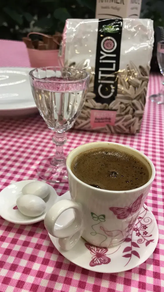CAFE IN — Kafeler, Termal · fotoğraf 3