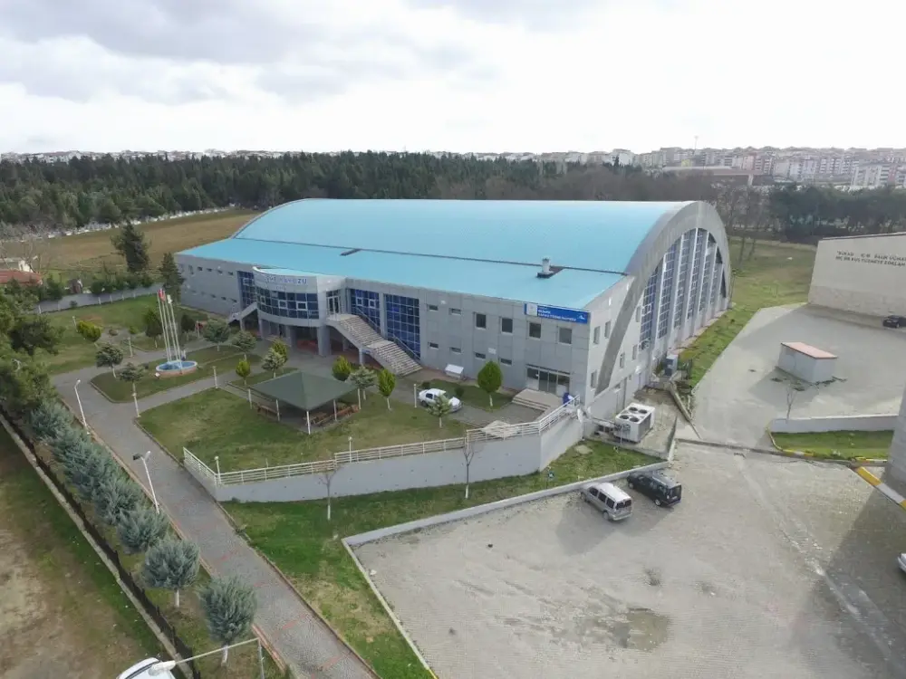Tekirdağ Ata Yüzme İhtisas Kulübü-Tekirdağ Yüzme Havuzu — Yüzme Havuzları, Süleymanpaşa · fotoğraf 5