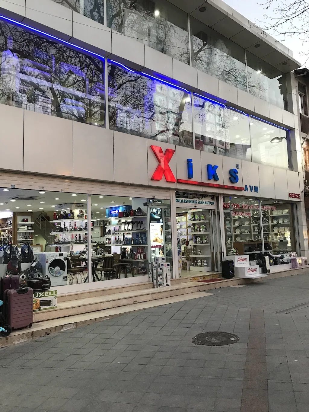 ELDEN TAKSİT AYNI GÜN TESLİMAT - İKS AVM — Mobilya, Kağıthane · fotoğraf 1