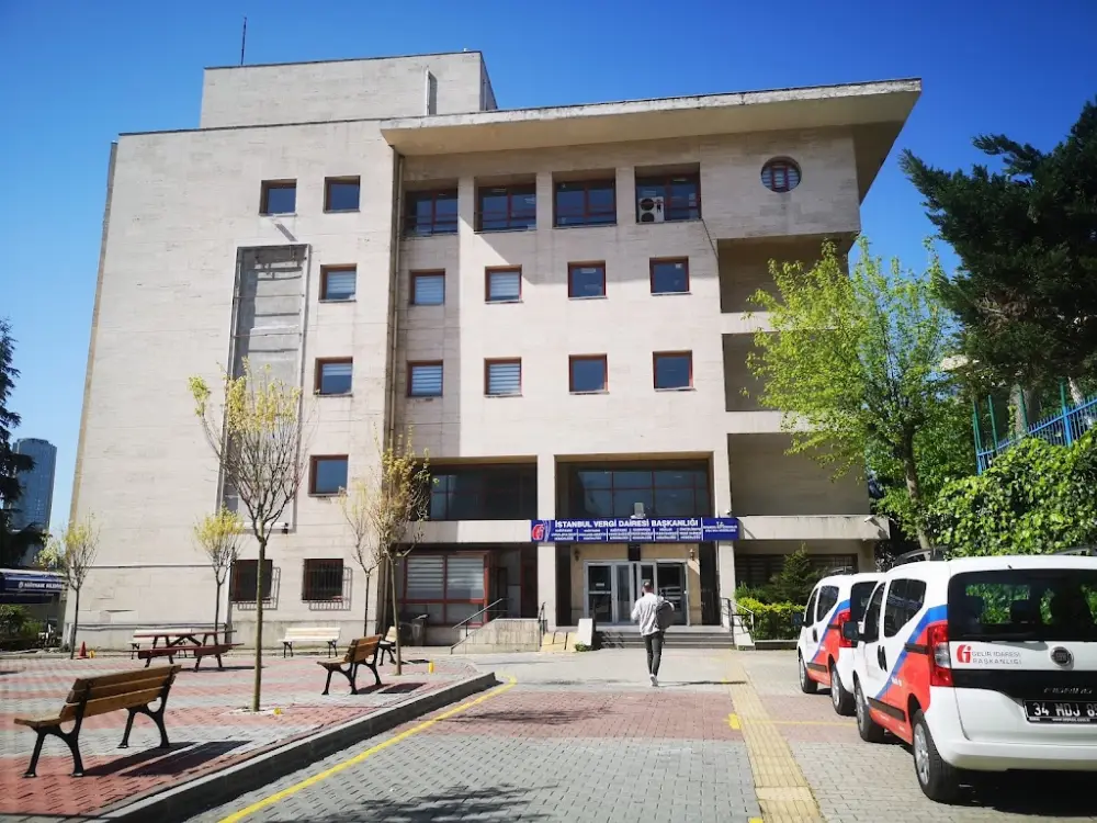 Maslak Kağıthane Kasımpaşa Zincirlikuyu Vergi Dairesi — Vergi Daireleri, Şişli · fotoğraf 2
