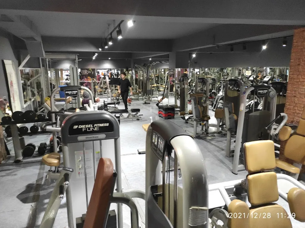 SEYRANTEPE FİTNESS CENTER — Fitness Merkezleri, Kağıthane · fotoğraf 1