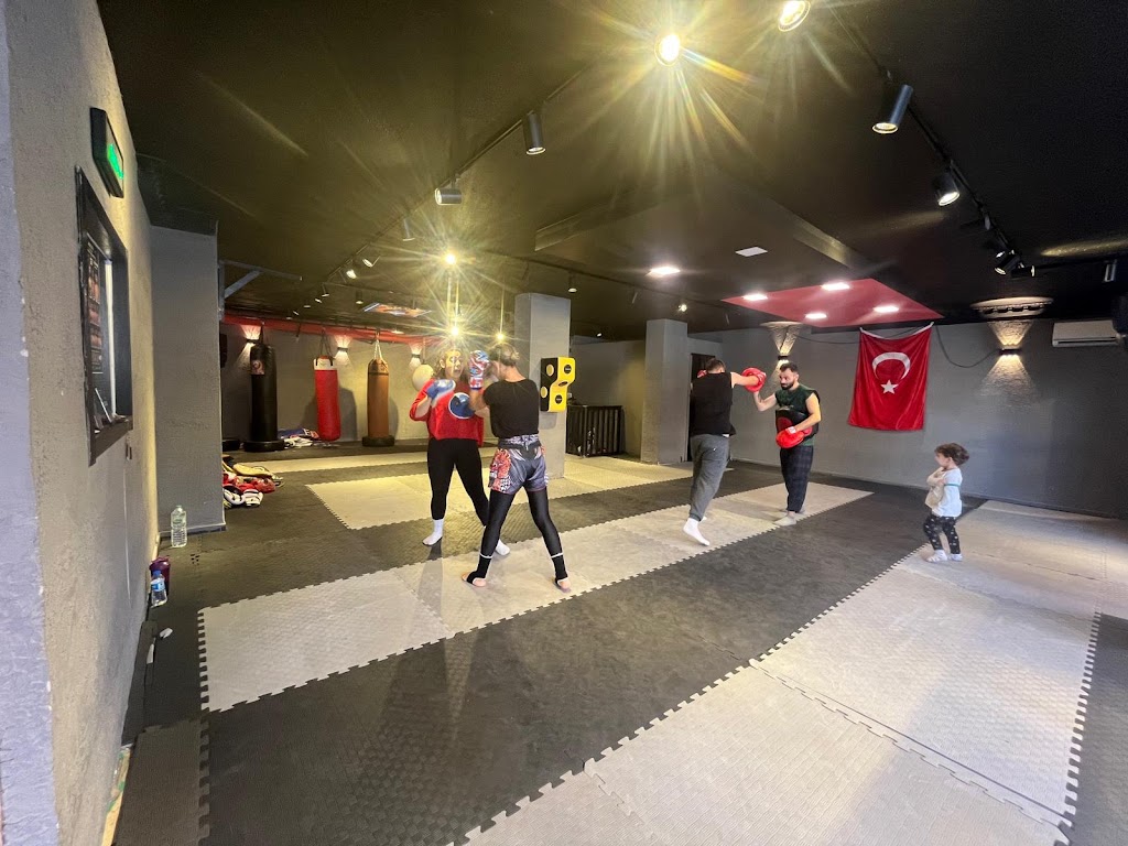 Enes Yayla Fight Club — Spor Salonları, Kağıthane · fotoğraf 1