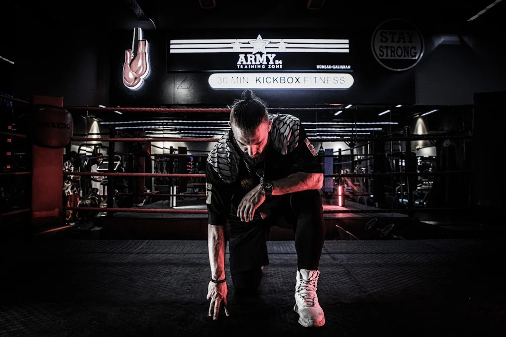 ARMY34 Personal Trainer - PT GYM FİTNESS — Spor Salonları, Kağıthane · fotoğraf 1