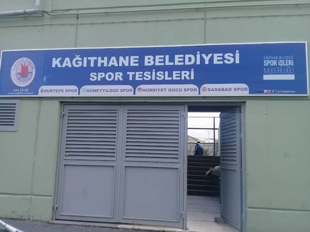 Kağıthane Belediyesi Spor Tesisleri — Spor Salonları, Kağıthane · fotoğraf 2