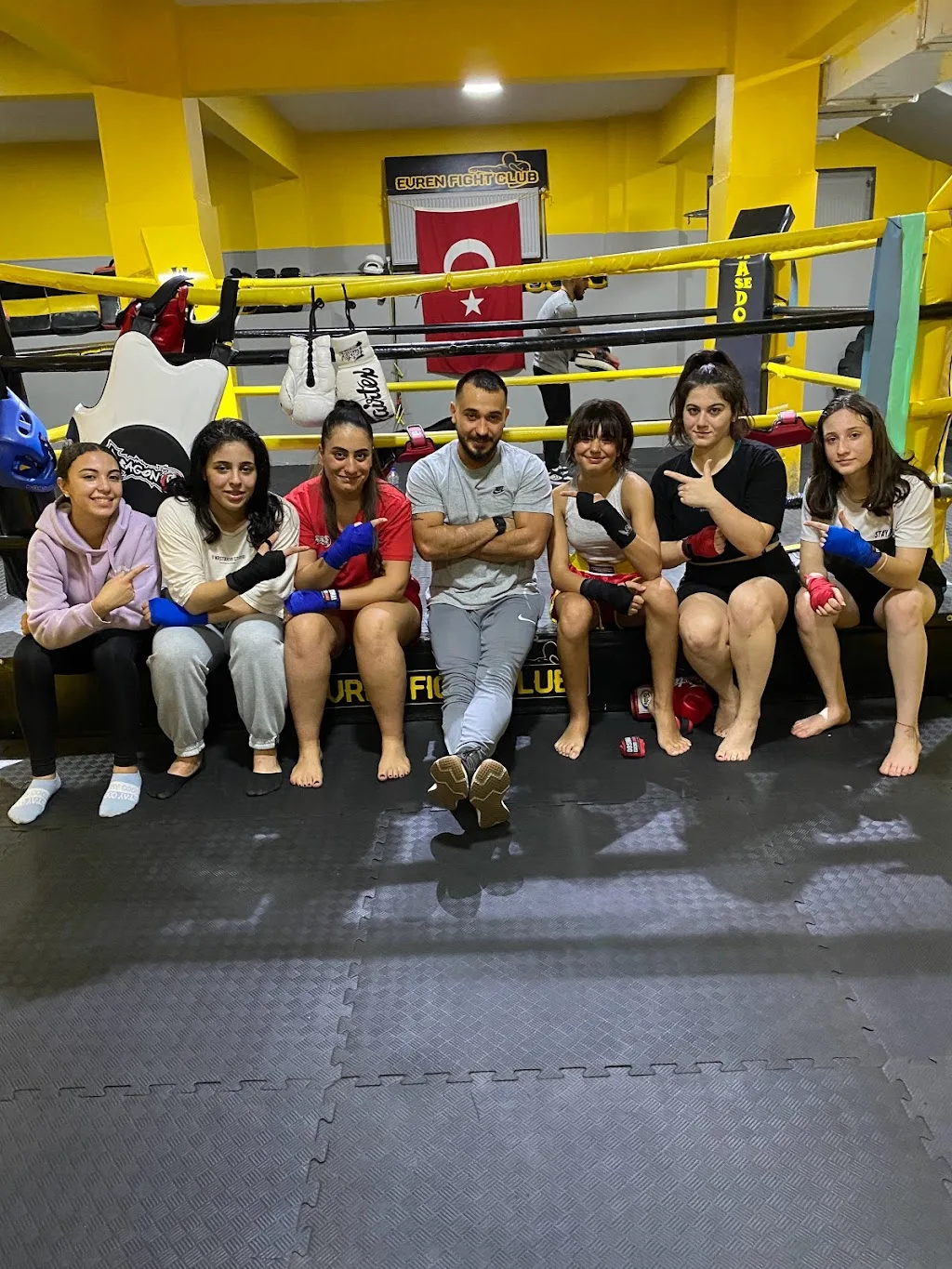 EVREN FIGHT CLUB — Spor Salonları, Kağıthane · fotoğraf 1