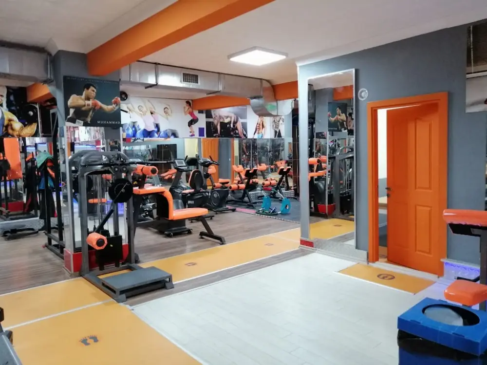 Fit Body Gym — Spor Salonları, Kağıthane · fotoğraf 2