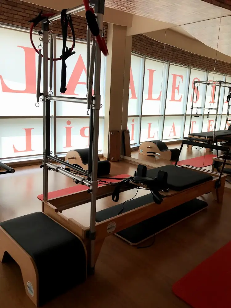 Alesta Pilates Studio Kağıthane — Spor Salonları, Kağıthane · fotoğraf 4