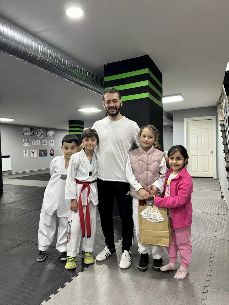 Turgay Taekwondo Spor Kulübü — Spor Salonları, Kağıthane · fotoğraf 2