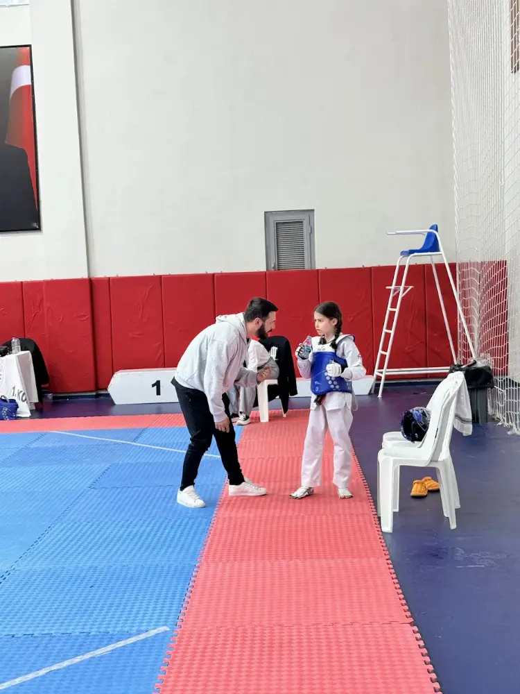 Turgay Taekwondo Spor Kulübü — Spor Salonları, Kağıthane · fotoğraf 4