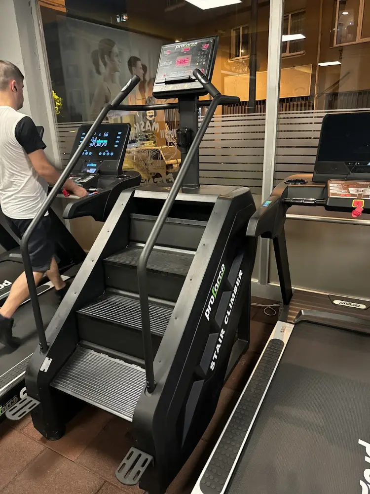 Mask Fitness — Spor Salonları, Şişli · fotoğraf 3