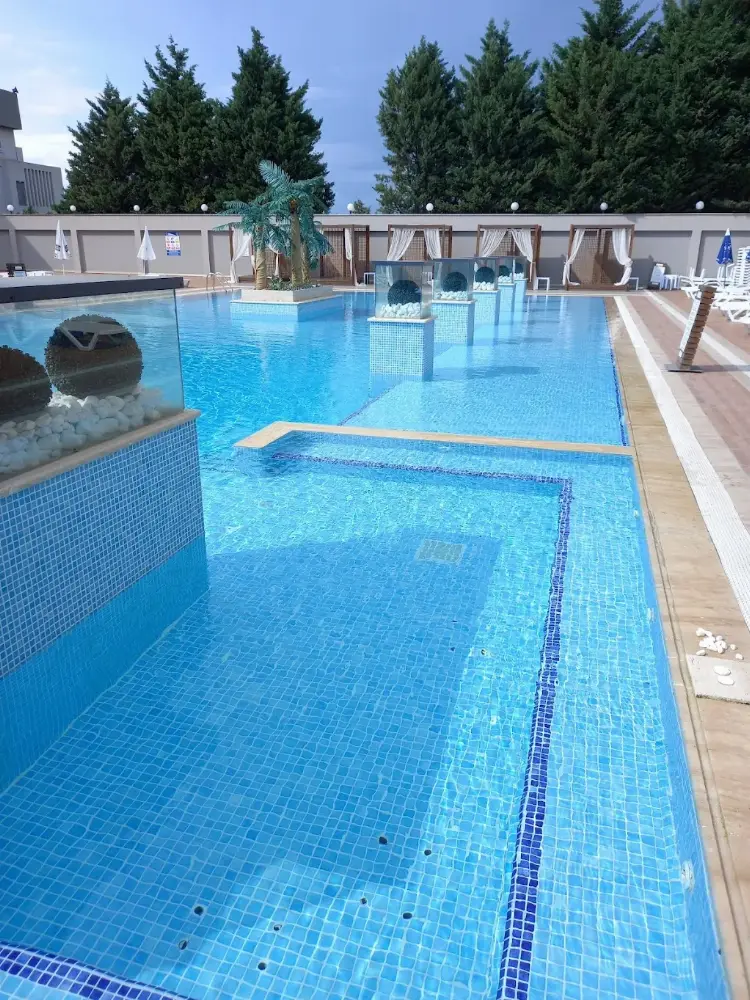 Yayoba Otel — Yüzme Havuzları, Süleymanpaşa · fotoğraf 3