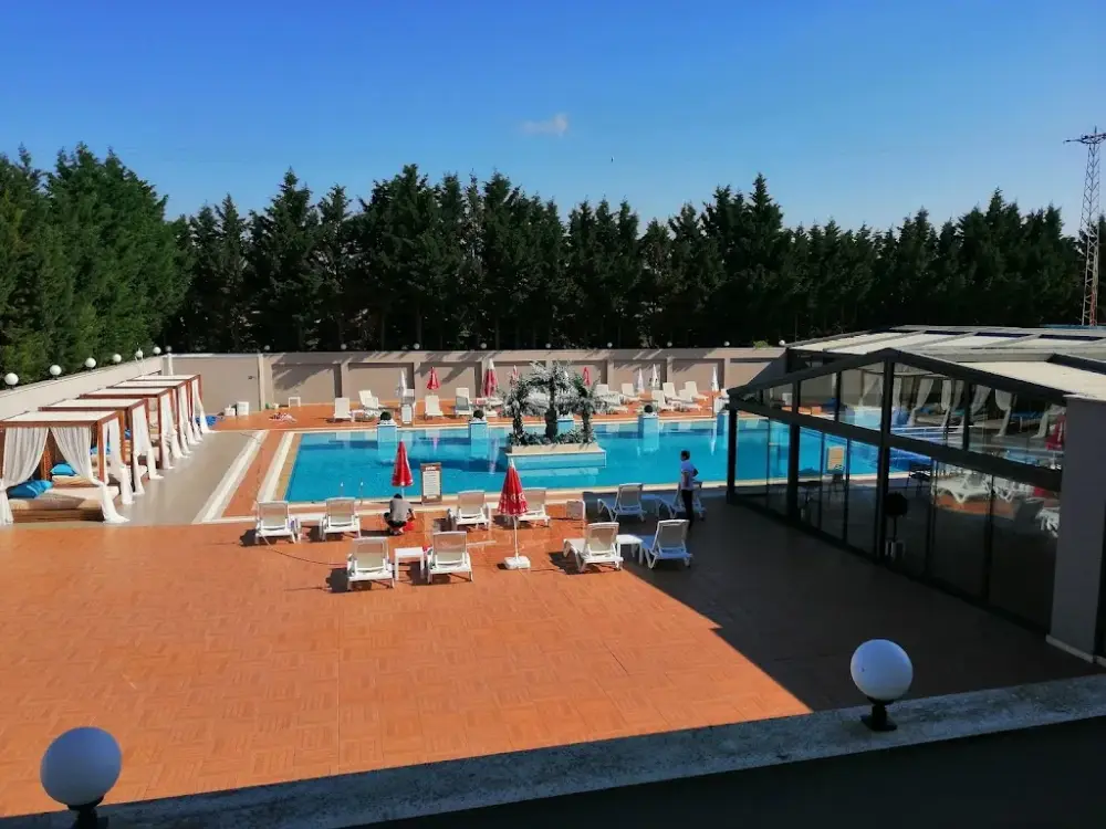 Yayoba Otel — Yüzme Havuzları, Süleymanpaşa · fotoğraf 5