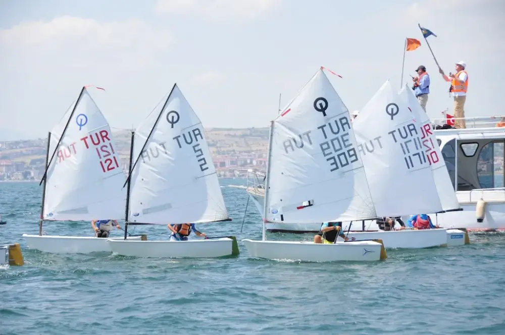 Tekirdağ Yelken Spor Kulübü — Yüzme Havuzları, Süleymanpaşa · fotoğraf 3