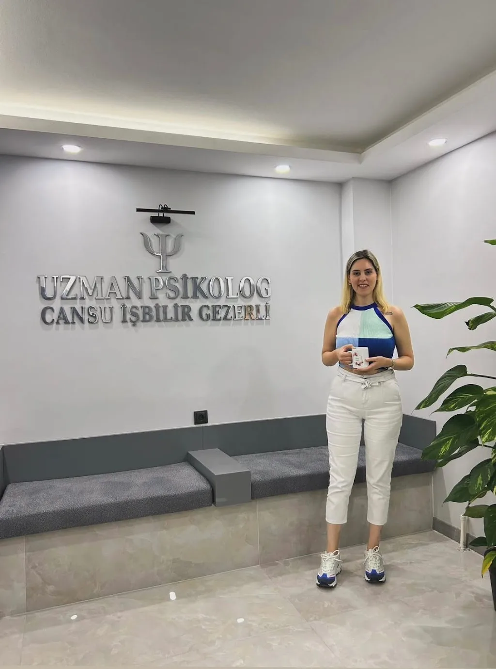 Uzman Psikolog Cansu İşbilir Gezerli — Psikologlar, Seyhan · fotoğraf 1
