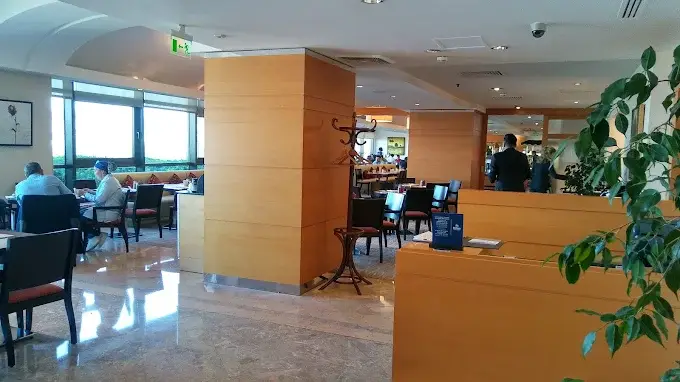 Level 9 Konak — Akdeniz mutfağı, Konak · fotoğraf 2